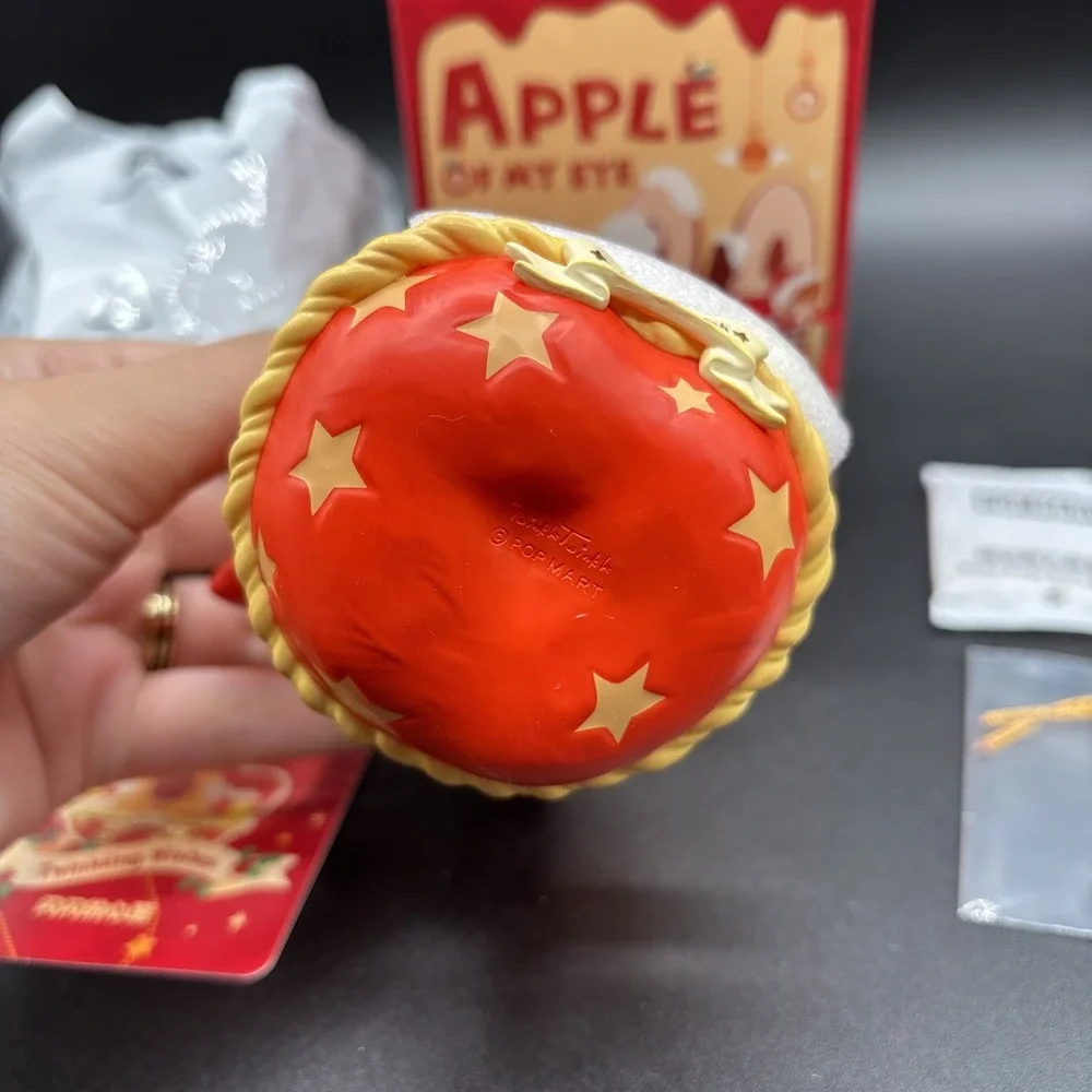 POP MART pop mart